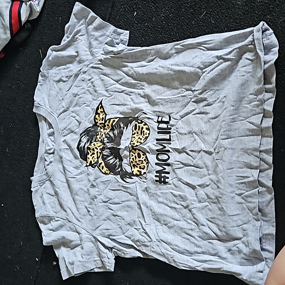T shirt